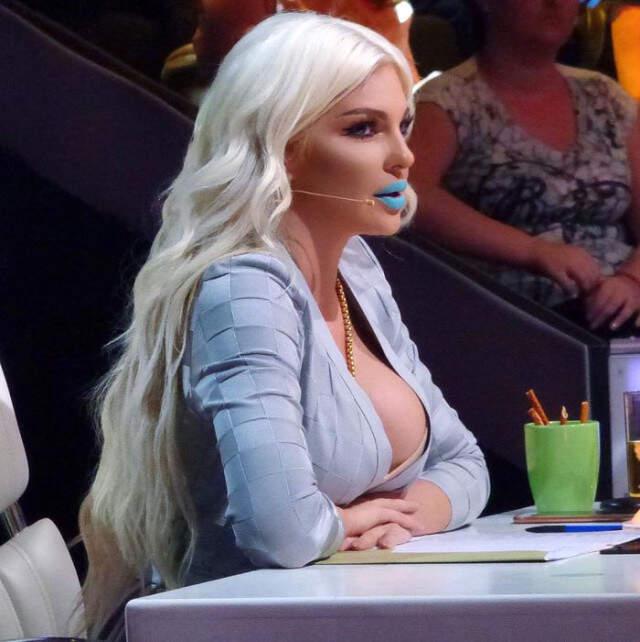 Beşiktaş'ın Eski Yıldızı Dusko Tosic'in Eşi Jelena Karleusa: Yenge Come to Beşiktaş