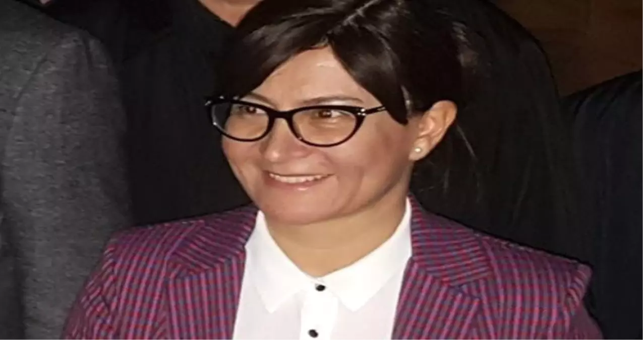 İyi Parti Kocaeli Derince Belediye Başkan Adayı Nurcan Acaroğlu Göktaş Oldu! Nurcan Acaroğlu Göktaş Kimdir?