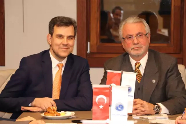Vekil Esgin Balkantürksiad Ziyaretinde Müjdeledi Vekil Esgin Balkantürksiad Ziyaretinde Müjdeledi