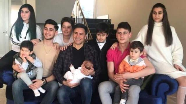 9 Çocuğuna Aylık 100 Bin Lira Harcayan İzzet Yıldızdan İlginç İtiraf: hanede karar Sistemi Var