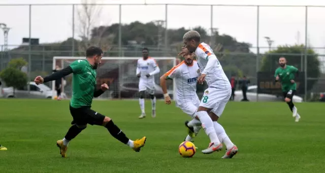 Aytemiz Alanyaspor: 3 - Sakaryaspor: 1