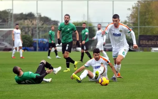 Aytemiz Alanyaspor Hazırlık Maçında Sakaryaspor'u Devirdi