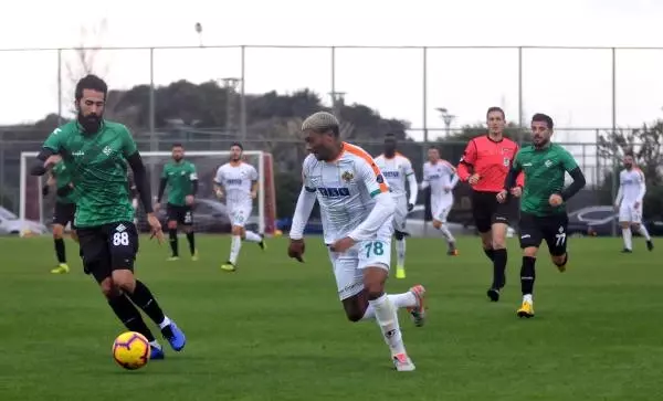 Aytemiz Alanyaspor Hazırlık Maçında Sakaryaspor'u Devirdi