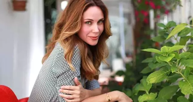 Demet Şener, Yeni Yıl Dileğini Açıkladı! Demet Şener, Yeni Yıl Dileğini Açıkladı!