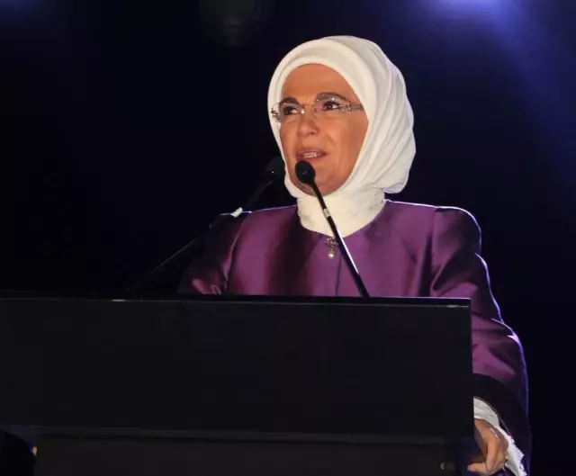 Emine Erdoğan Gençlere Seslendi Haberler