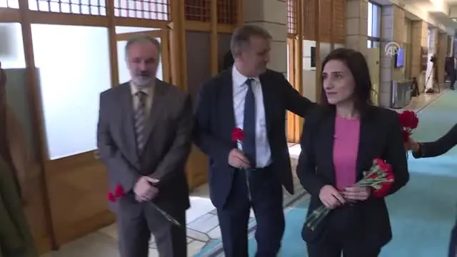 Hdp Grup Başkanvekili Bilgen - Binali Yıldırım'ın İstifa Açıklamaları Hdp Grup Başkanvekili Bilgen - Binali Yıldırım'ın İstifa Açıklamaları