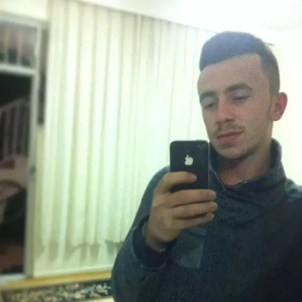 Kayıp Kardeşini Çatı Katında Asılı Buldu Kayıp Kardeşini Çatı Katında Asılı Buldu