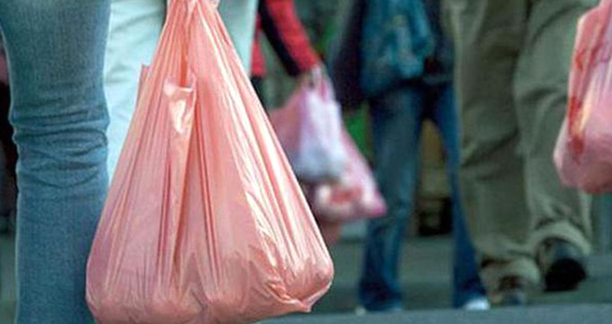 Kenya'da Plastik Poşet Kullananlar Hapis Cezası Alabiliyor