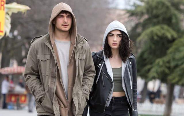 Netflix, Muhafız Dizisinin üç ve 4'üncü Sezonunun Çekileceğini Duyurdu