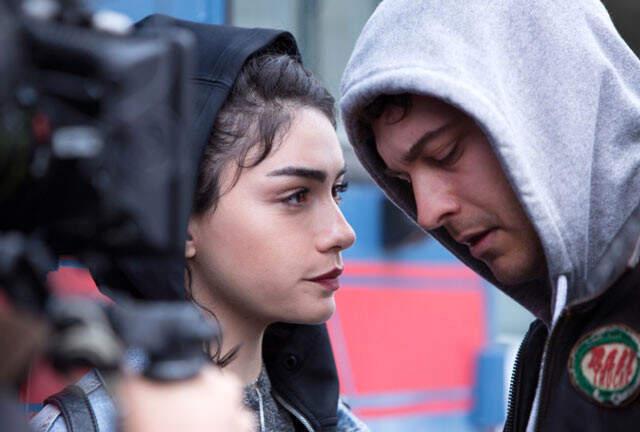 Netflix, Muhafız Dizisinin üç ve 4'üncü Sezonunun Çekileceğini Duyurdu