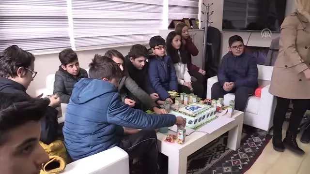 Öğrenciler Gazeteciler Gününü