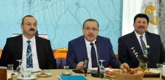 Cumhurbaşkanlığı İletişim Başkanlığı: Selçuk'ta 10 Ocak Çalışan Gazeteciler Günü Kutlandı Cumhurbaşkanlığı İletişim Başkanlığı: Selçuk'ta 10 Ocak Çalışan Gazeteciler Günü Kutlandı