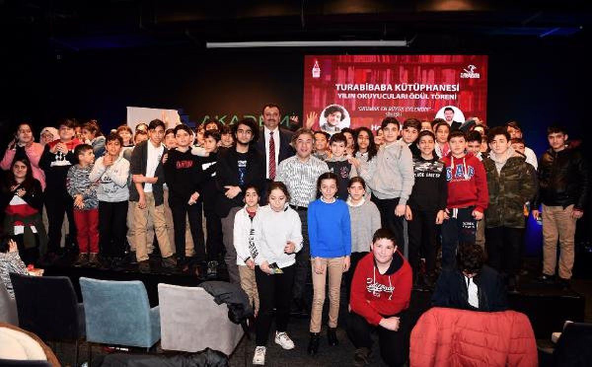 Beyoğlu'nda Yılın Okuyucuları Ödüllendirildi