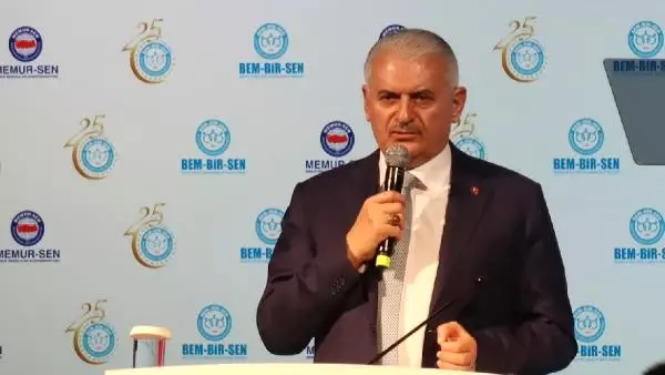 Binali Yıldırım: Basın, Millet Adına Ülkeyi Yönetenleri Denetler Binali Yıldırım: Basın, Millet Adına Ülkeyi Yönetenleri Denetler