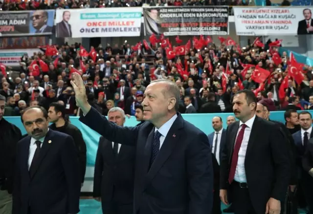 Cumhurbaşkanı Erdoğan, AK Parti Trabzon İlçe Belediye Başkan Adaylarını Açıkladı Cumhurbaşkanı Erdoğan, AK Parti Trabzon İlçe Belediye Başkan Adaylarını Açıkladı