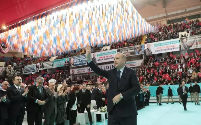 Cumhurbaşkanı Erdoğan, AK Parti Trabzon İlçe Belediye Başkan Adaylarını Açıkladı Cumhurbaşkanı Erdoğan, AK Parti Trabzon İlçe Belediye Başkan Adaylarını Açıkladı