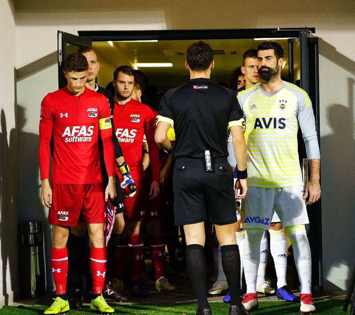 Fenerbahçe, Hazırlık Maçında AZ Alkmaar'ı 3-2 Devirdi