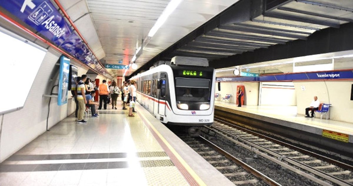 İzmir Büyükşehir Belediyesi ile Demiryol-İş Sendikası, Toplu İş Sözleşmesi İmzaladı