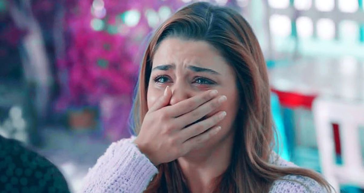 Oyuncu Hande Erçel'in Kanser Hastası Annesi Hayatını Kaybetti