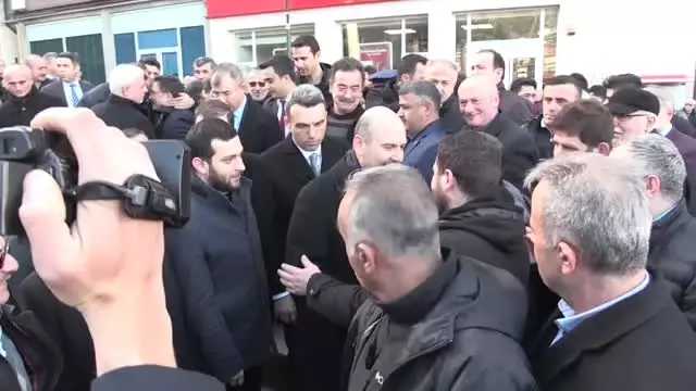 Soylu, Cumhurbaşkanı Başdanışmanı Minder'in Annesinin Cenaze Törenine Katıldı (2) Soylu, Cumhurbaşkanı Başdanışmanı Minder'in Annesinin Cenaze Törenine Katıldı (2)