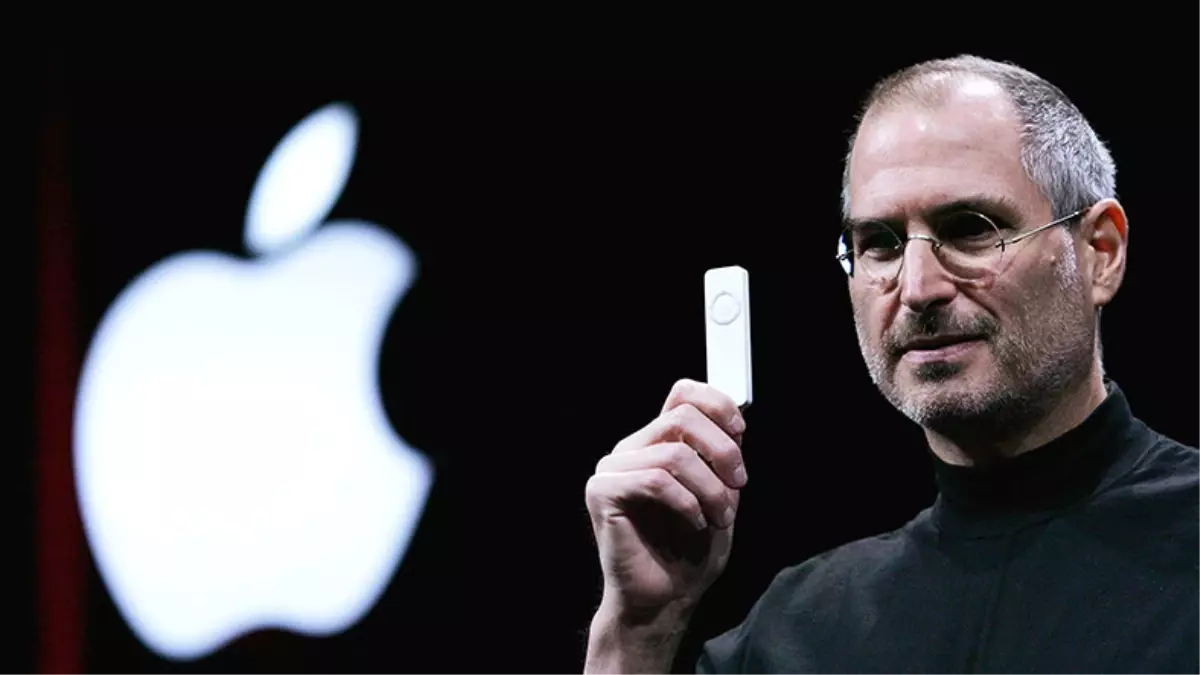 Steve Jobs'ın İpod Shuffle'la Tarih Yazmasının Ardından Tam 14 Yıl Geçti