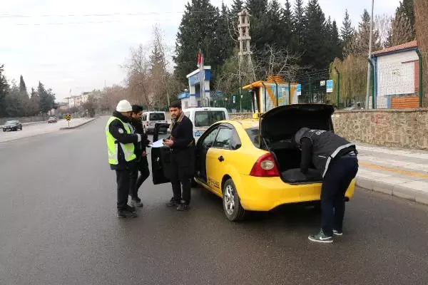 15 İldeki Denetimde 933 Taksi Sürücüsüne 237 Bin Lira Ceza