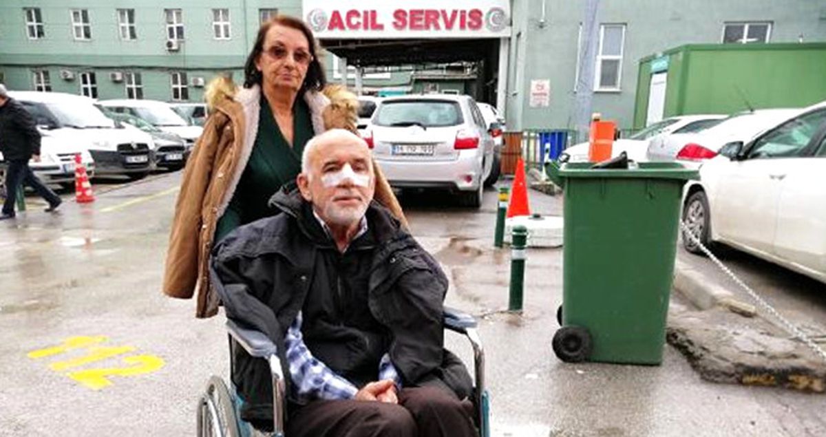 Özel Halk Otobüsü Şoförü, Tartıştığı Yaşlı Çifti Darbetti
