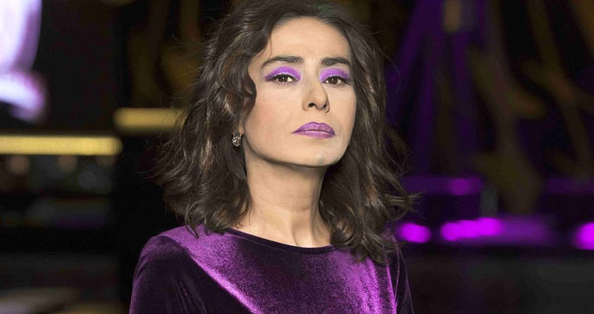 Sahnede Çılgına Dönen Yıldız Tilbe, Müzisyenlere Açtı Ağzını Yumdu Gözünü!