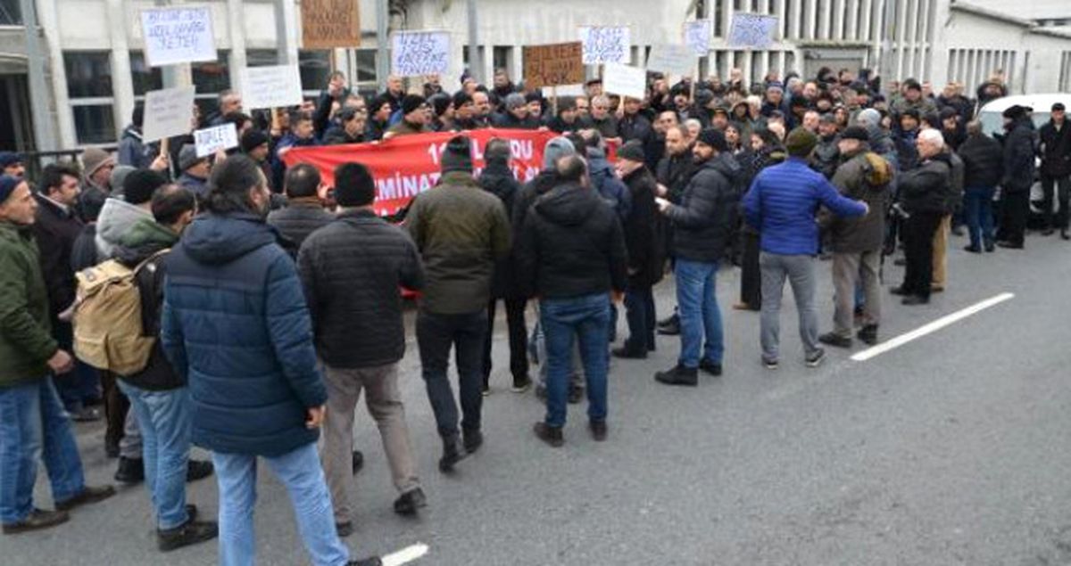 11 Yılda 2 Arkadaşları İntihar Eden Uzel Traktör'ün Eski Çalışanları, Tazminatlarını İstiyor