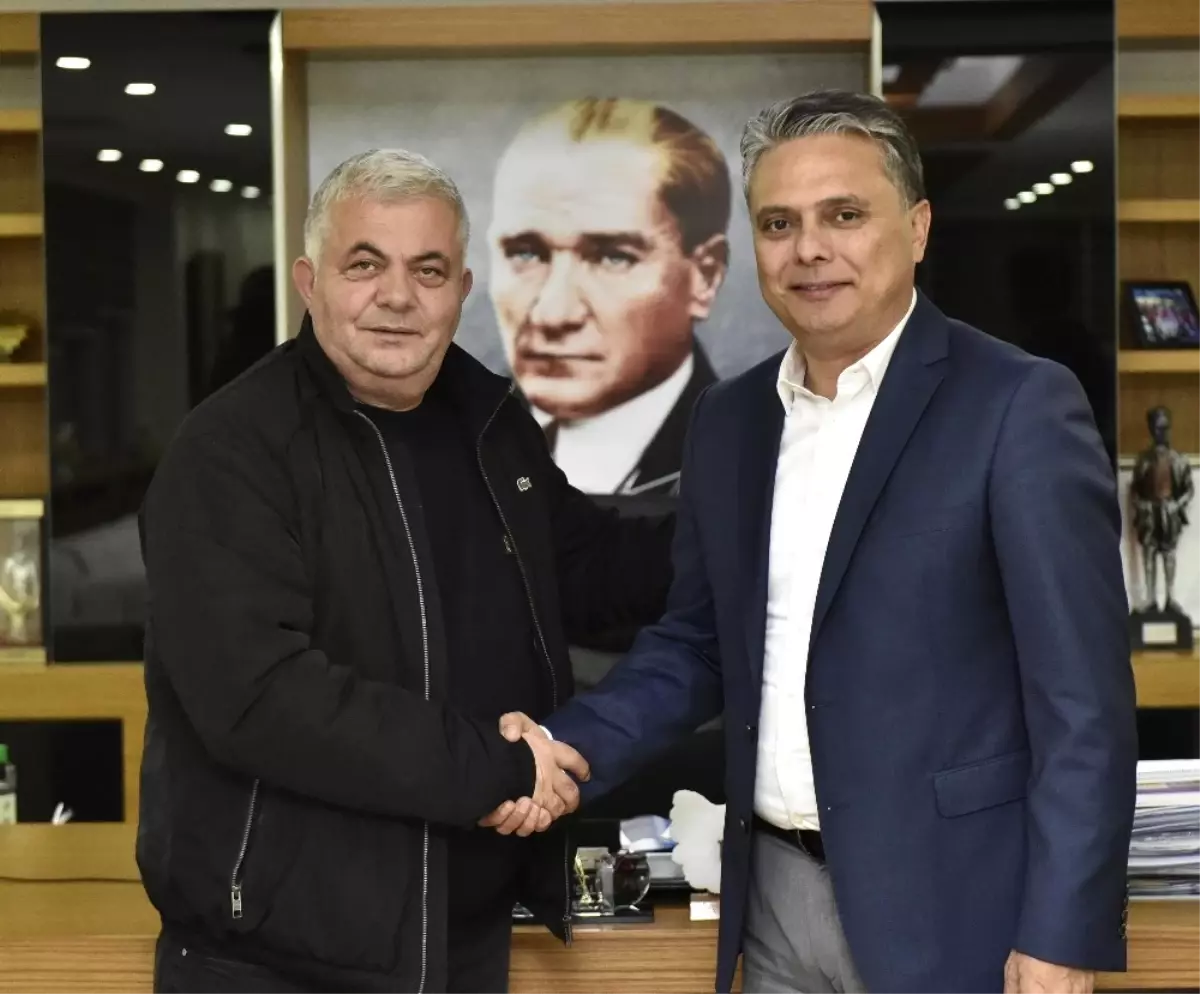 5 Ton Hamsi İkram Edilip Ücretsiz Horon Dersi Verilecek