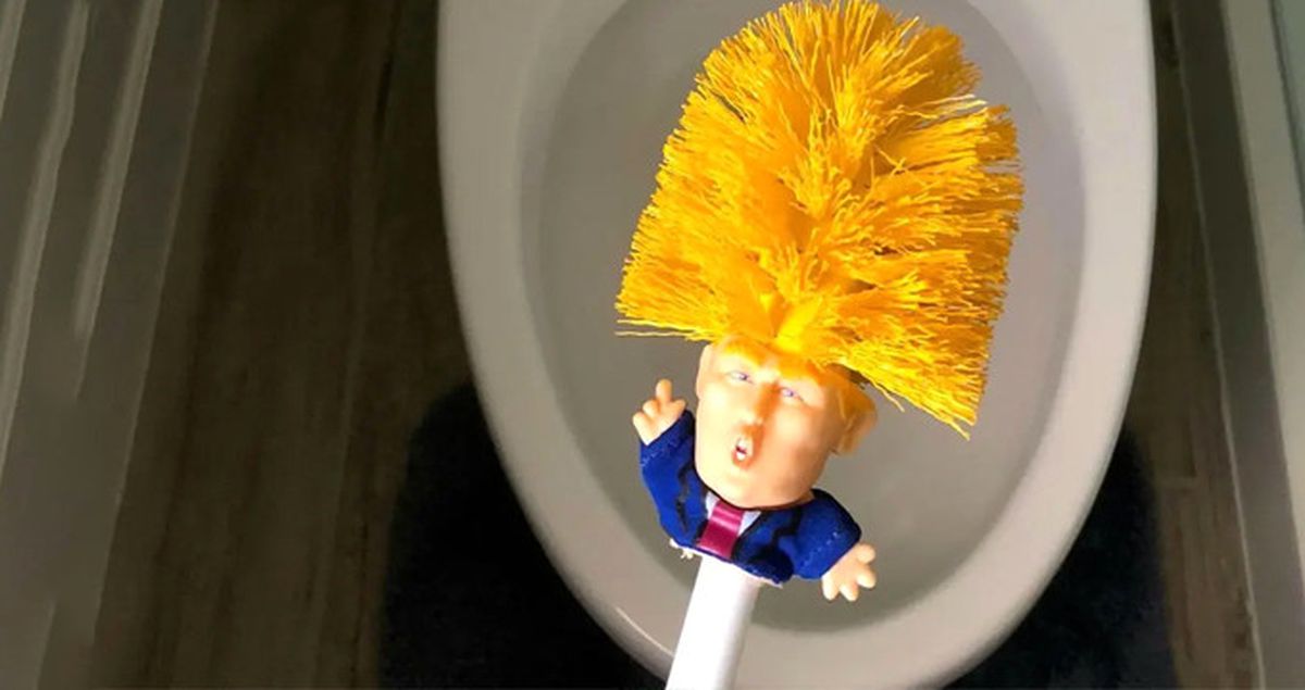 ABD Başkanı Trump'ı Tuvalet Fırçası Haline Getirdiler
