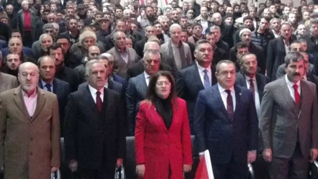 AK Parti Adaylarını Tanıttı AK Parti Adaylarını Tanıttı