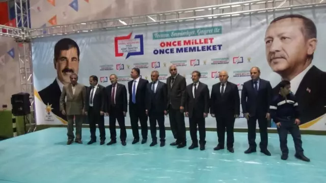 AK Parti Adaylarını Tanıttı AK Parti Adaylarını Tanıttı