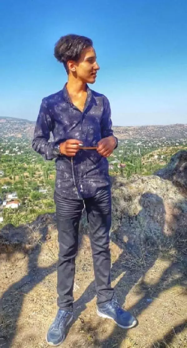 Arkadaşların Silahlı Şakalaşması Canından Etti