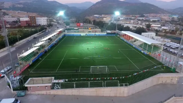 Karşıyaka'nın Efsaneleri' Can Suyu Oldu
