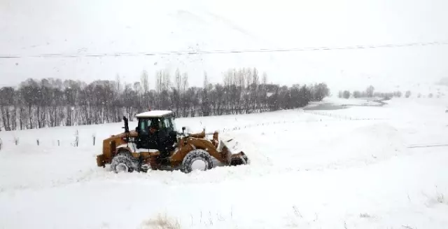 Van'da 20 Yerleşim Yerinin Yolu Ulaşıma Kapandı