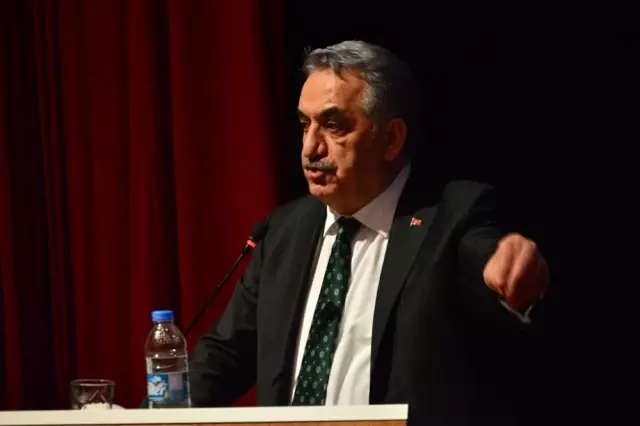 AK Parti Artvin Aday Toplantısı Yapıldı AK Parti Artvin Aday Toplantısı Yapıldı
