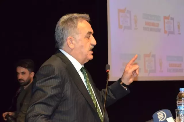 AK Parti Artvin Aday Toplantısı Yapıldı AK Parti Artvin Aday Toplantısı Yapıldı