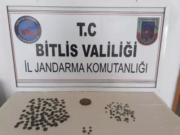 Bitlis'te 168 Parça Tarihi Eser Ele Geçirildi; 1 Gözaltı Bitlis'te 168 Parça Tarihi Eser Ele Geçirildi; 1 Gözaltı