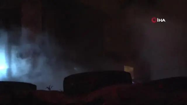 Fatih'te Gecekondular Alev Alev Yandı