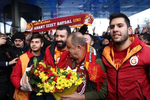 Galatasaray'a Bolu'da Coşkulu Karşılama!