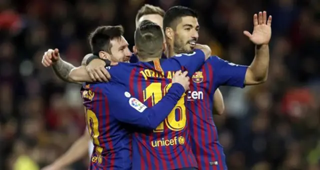 Giresunspor'dan Dünya Devi Barcelona'ya İlginç Teklif: Barça'ya Bekliyoruz Giresunspor'dan Dünya Devi Barcelona'ya İlginç Teklif: Barça'ya Bekliyoruz