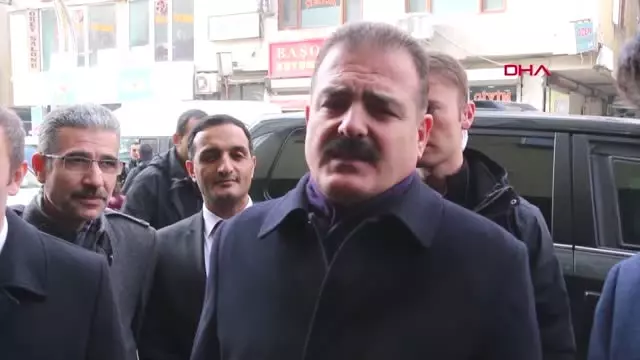Hakkari Vali Akbıyık Hakkari'de Yüzde 62 Oranında Kaçak Elektrik Kullanımı Var Hakkari Vali Akbıyık Hakkari'de Yüzde 62 Oranında Kaçak Elektrik Kullanımı Var