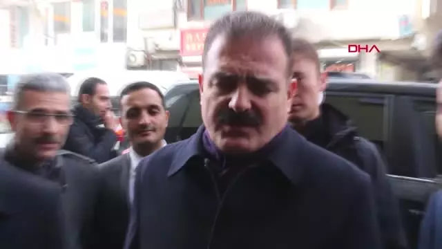 Hakkari Vali Akbıyık Hakkari'de Yüzde 62 Oranında Kaçak Elektrik Kullanımı Var Hakkari Vali Akbıyık Hakkari'de Yüzde 62 Oranında Kaçak Elektrik Kullanımı Var