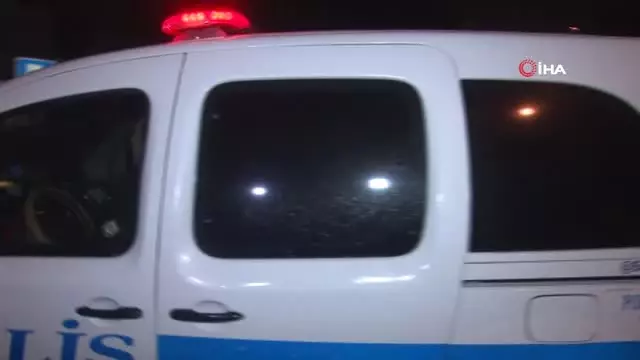 Hırsızlık İçin Girdikleri Evden Kaçmak İsterken Polise Yakalandılar