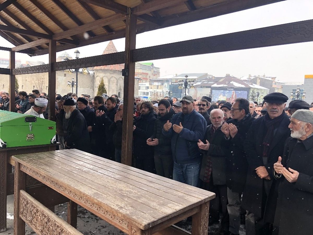 Hüsamettin Ceylan Eşini Kaybetti