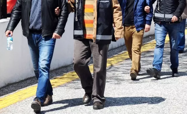 İstanbul'da 3 Dhkp-C'li Tutuklandı