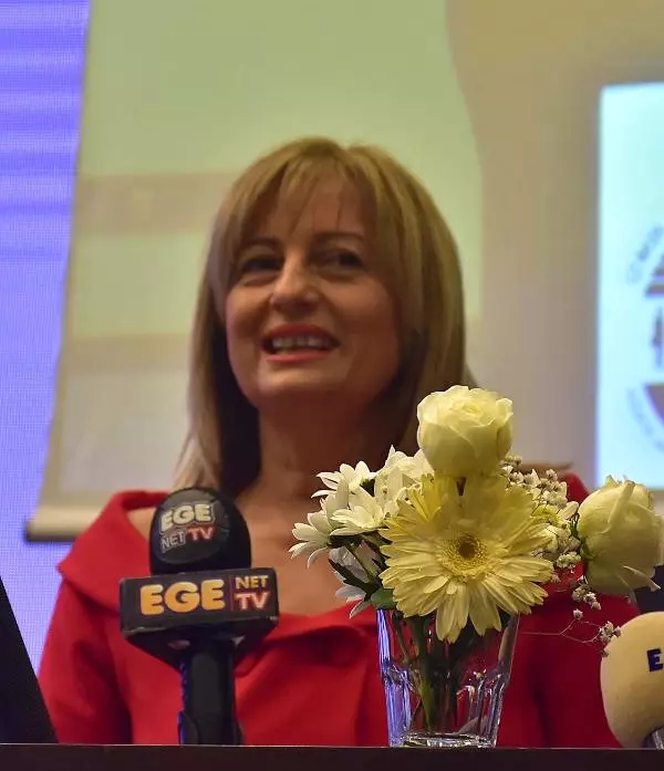 Kadınlardan 'Erken Yaşta Evliliğe Af' Tepkisi - Yeniden