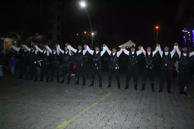 Kalandar Trabzon'da Kutlandı Kalandar Trabzon'da Kutlandı
