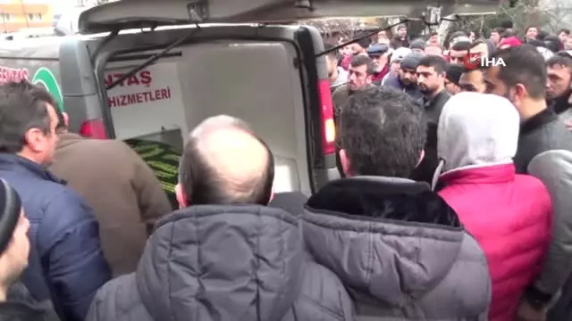 Madende Ölen İşçi Dualarla Memleketine Uğurlandı Madende Ölen İşçi Dualarla Memleketine Uğurlandı